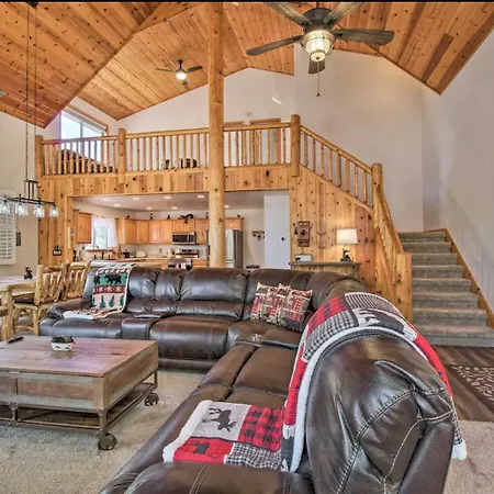 Pine Cone Cabin